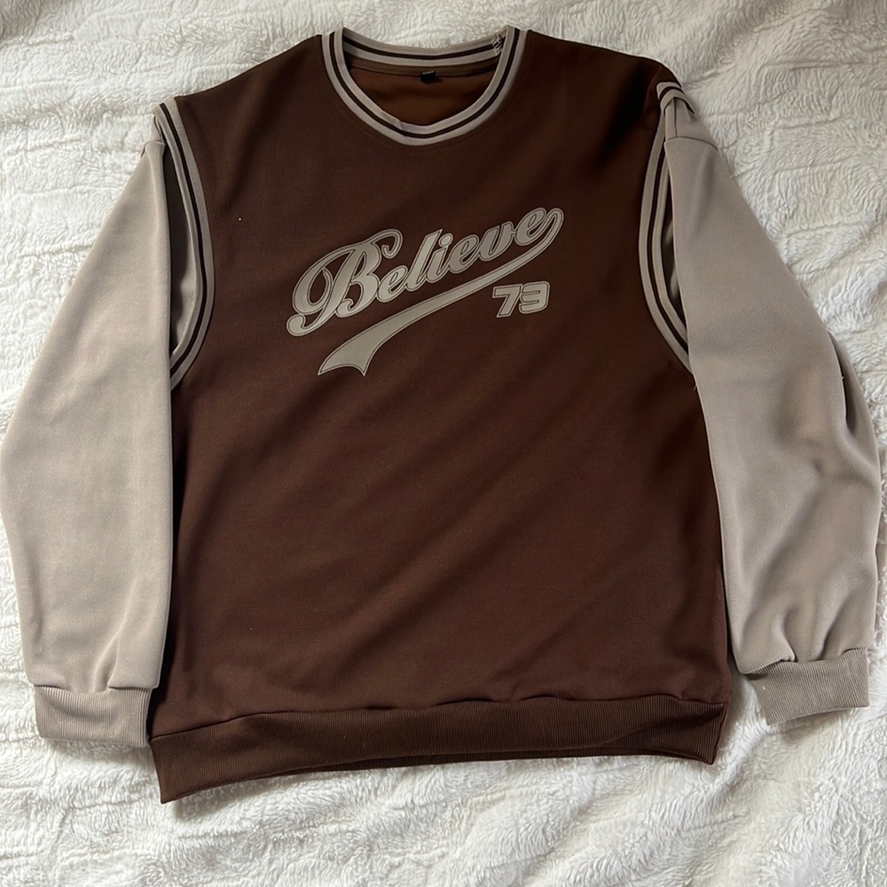 Brown jersey-inspired long sleeve street wear shirt